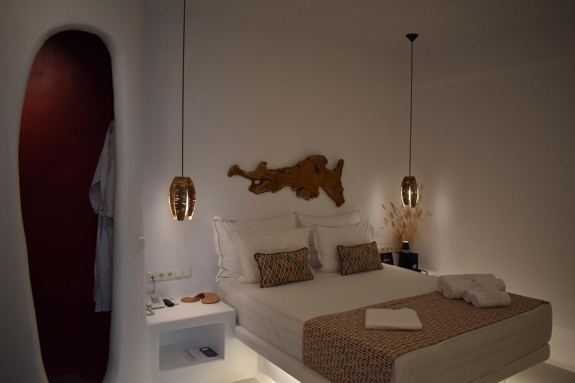 Angels Pillow Luxury Boutique Residence - Adults Only Náusza Kültér fotó